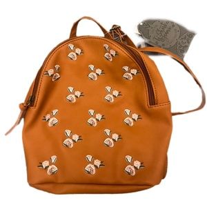Mini bookbag (NWT)